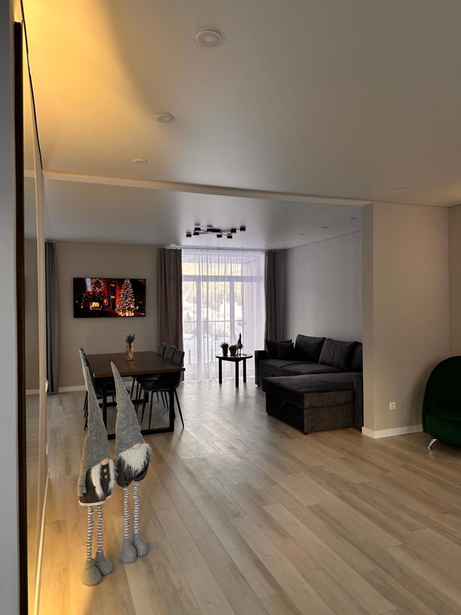 Park House Lägenhet Paljanyjtsja Exteriör bild